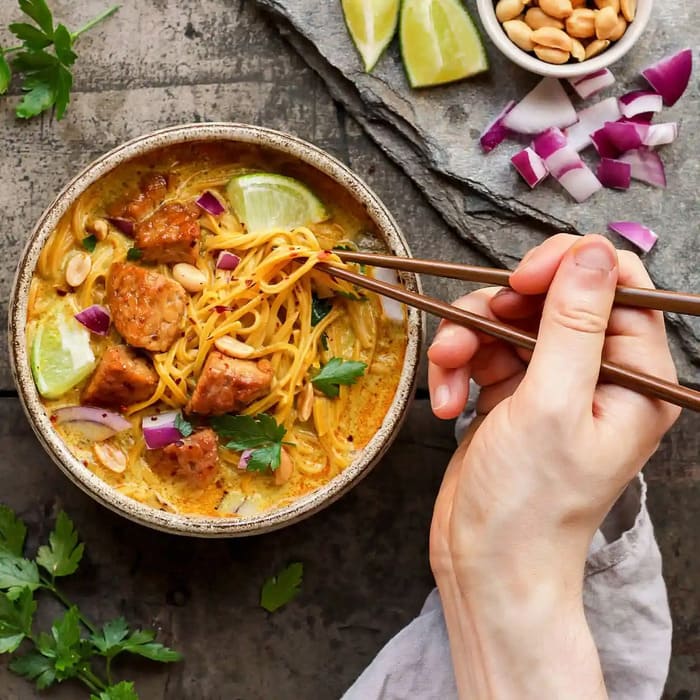 Du lịch Chiang Mai tháng 2 - Mì xào Khao Soi truyền thống đậm vị