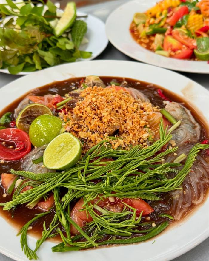 Gỏi sống Thái Lan