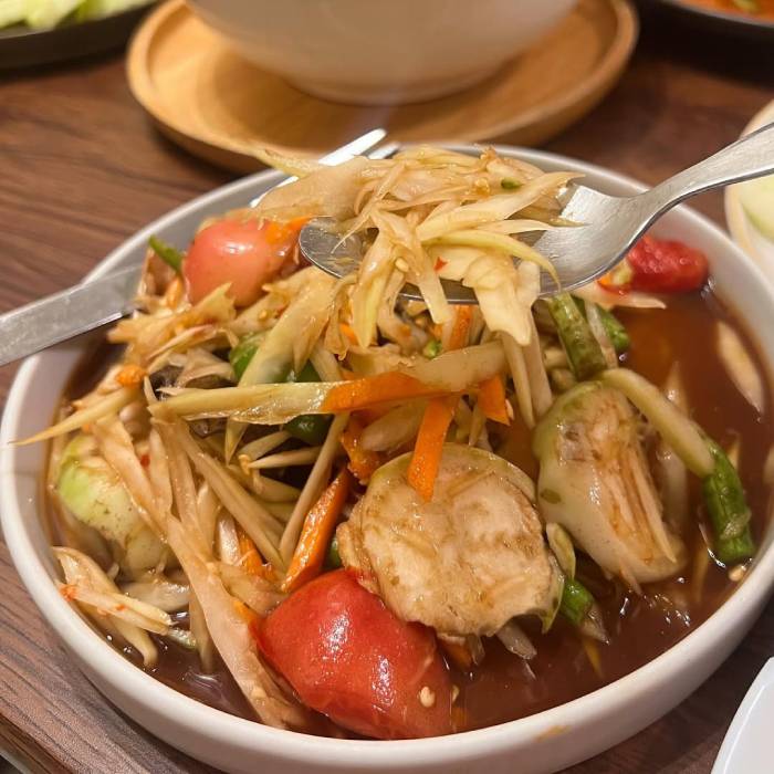 Gỏi sống Thái Lan