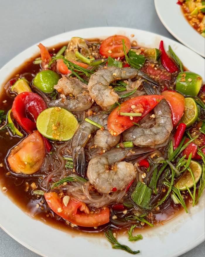 Gỏi sống Thái Lan