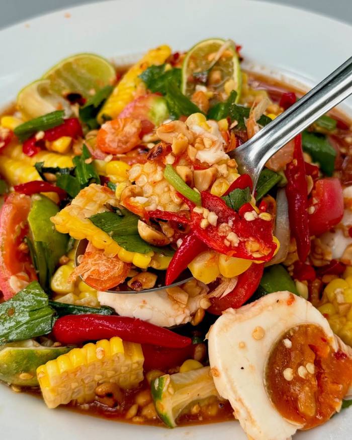 Gỏi sống Thái Lan